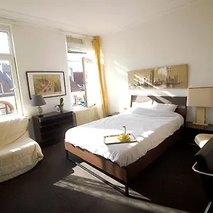 handy-studio-near-nato.brusselshotelsbook.com/